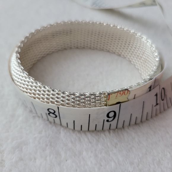 Mesh Bracelet Flexible Wide Silver Tone Bangle | Somerset Replica EUC - Picture 8 of 16